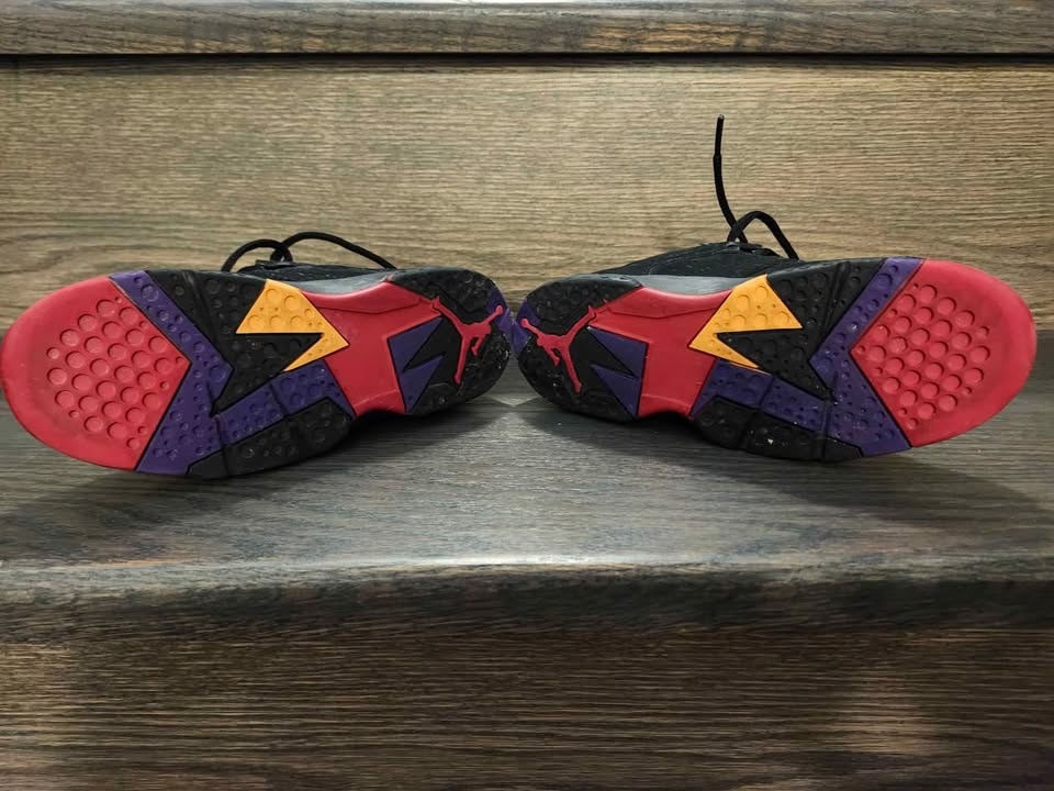 Jordan Retro 7 Raptors - Kids Size 13C - photo 4