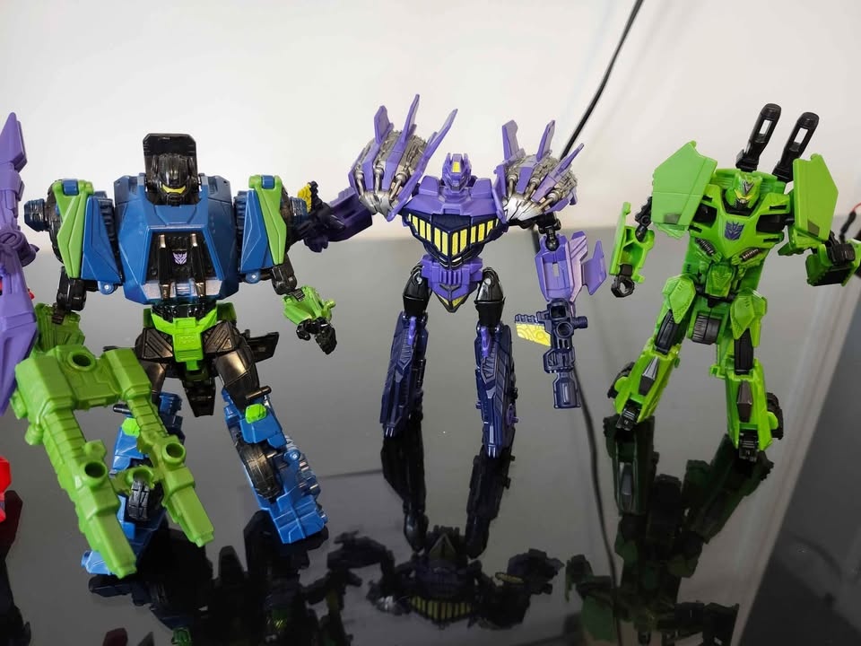 Transformers Combaticons Bruticus - photo 3