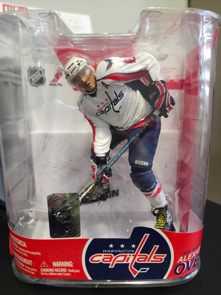Alex Ovechkin MacFarlane Toys Series 17 - photo 5