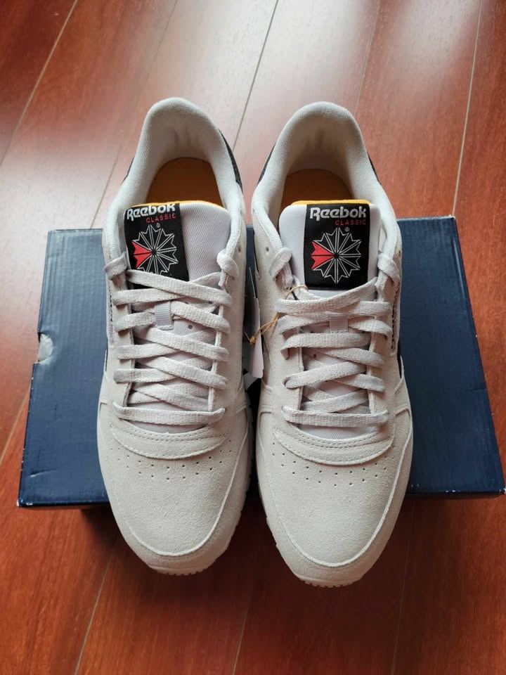 Reebok Classic Leather Shoes - Light Grey/Black - photo 4