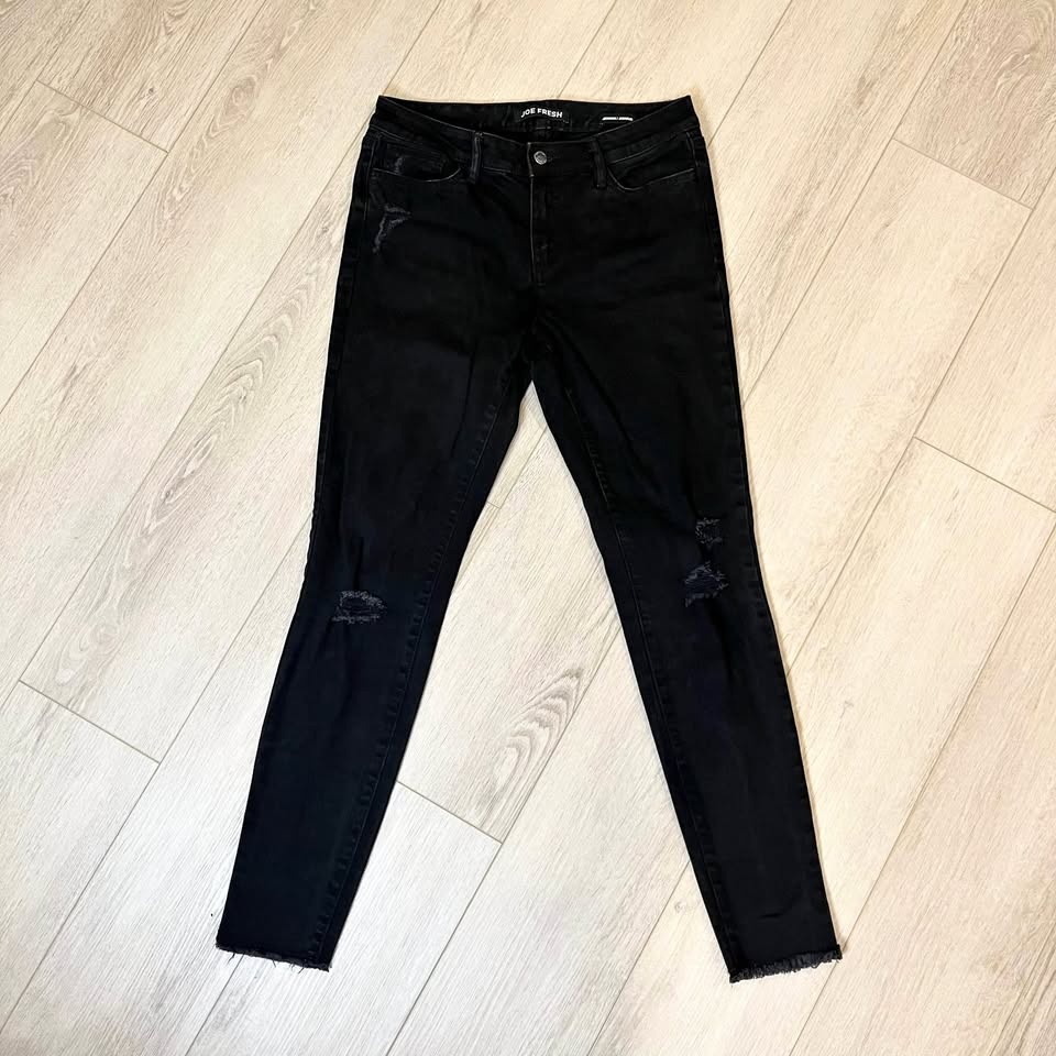 JOE FRESH Distressed Black Women's Skinny Jeans/Jeggings - Size