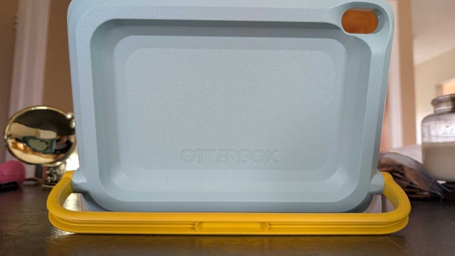 iPad Generation 10 Otterbox Kids Case - photo 4