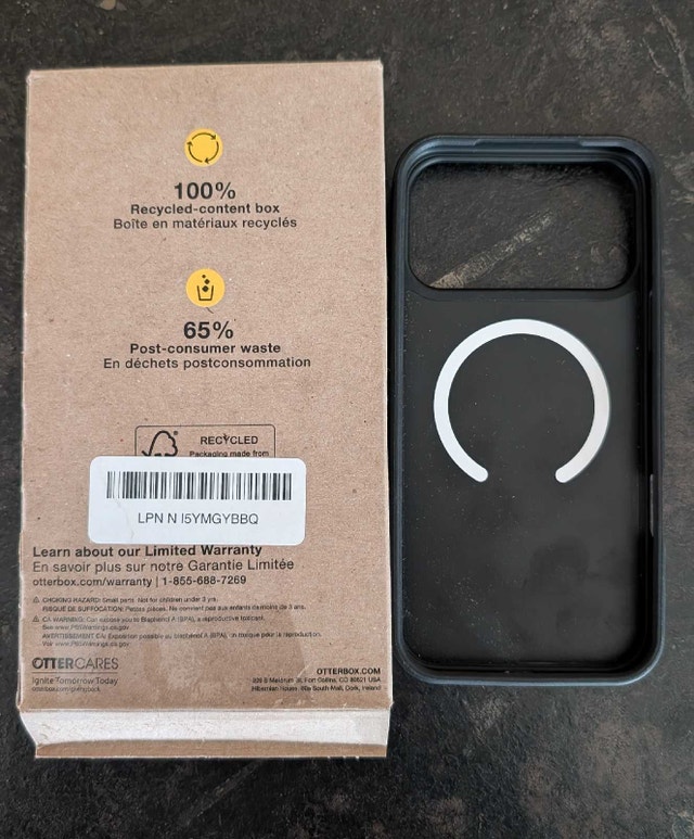 iPhone 17 Pro Max Otterbox Black Case - New - photo 2
