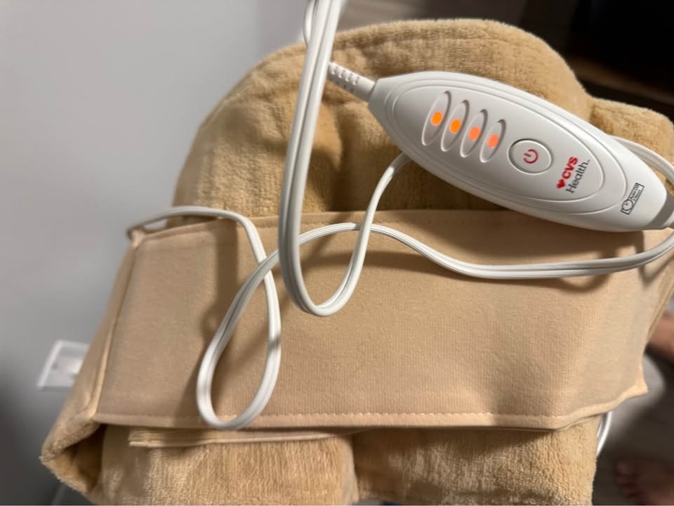 CVS Health Lumbar Wrap Heating Pad - photo 3