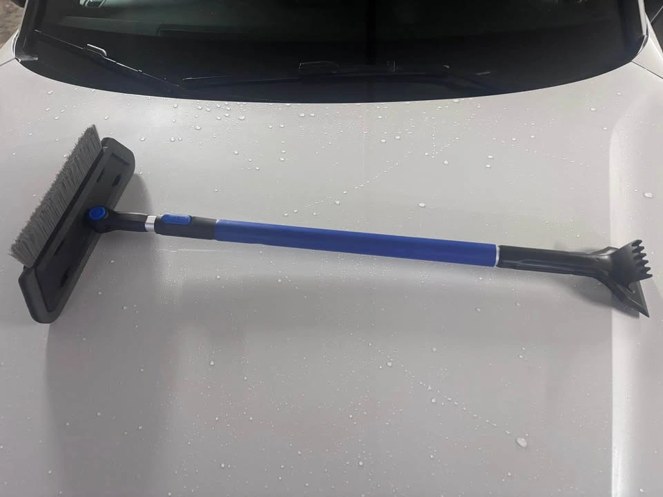 Telescopic 3-in-1 Snow Brush with Ice Scraper & Squeegee, 61-in - photo 2
