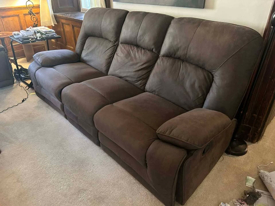 Three Seater Reclining Couch - Brown Suede - photo 4