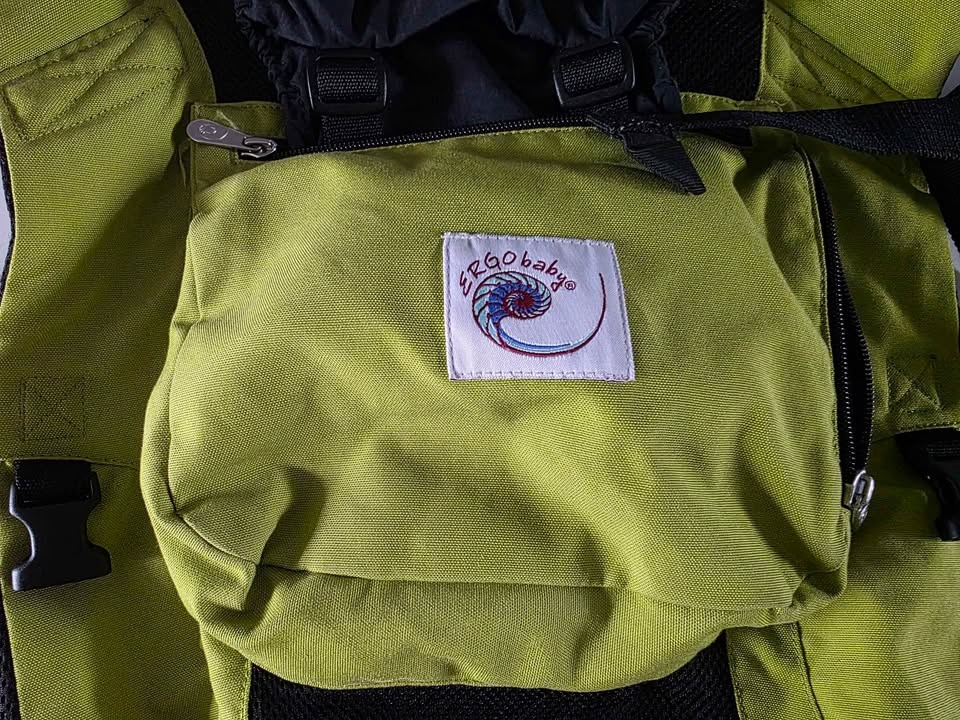 Ergobaby Carrier – Lightweight & Supportive - photo 2