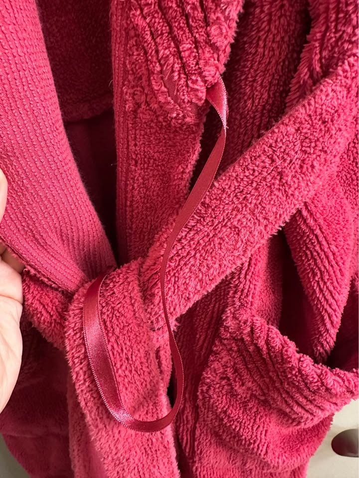 Pink Terry Cloth Bathrobe - photo 3