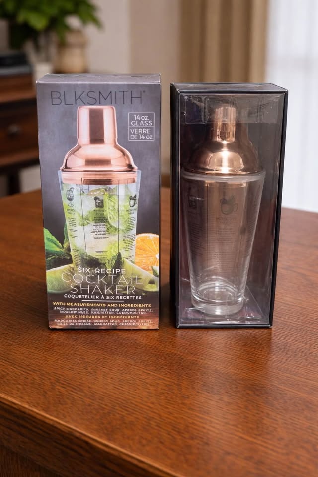Brand New BLKSMITH Cocktail Shaker – 6 Recipe Glass