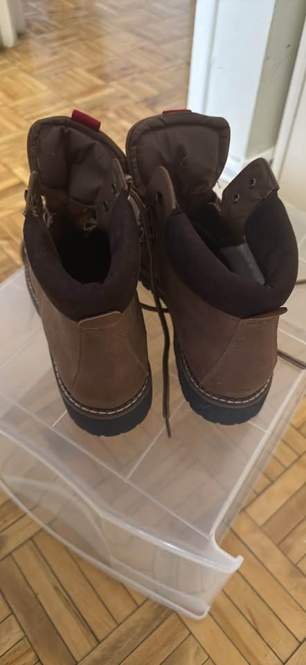 Men’s Size 9 Leather Hiking/Work Boots – Lightly Worn - photo 2