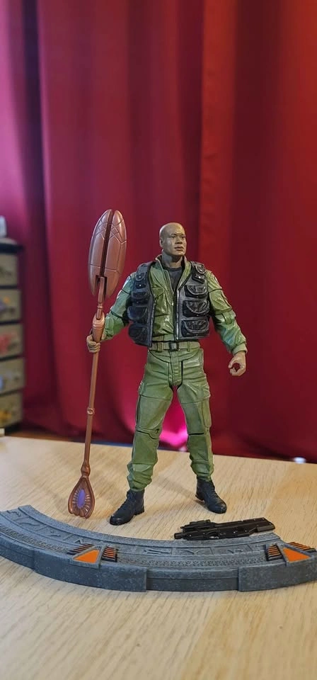 Stargate SG1 Teal'C - Diamond Select Figure - photo 2