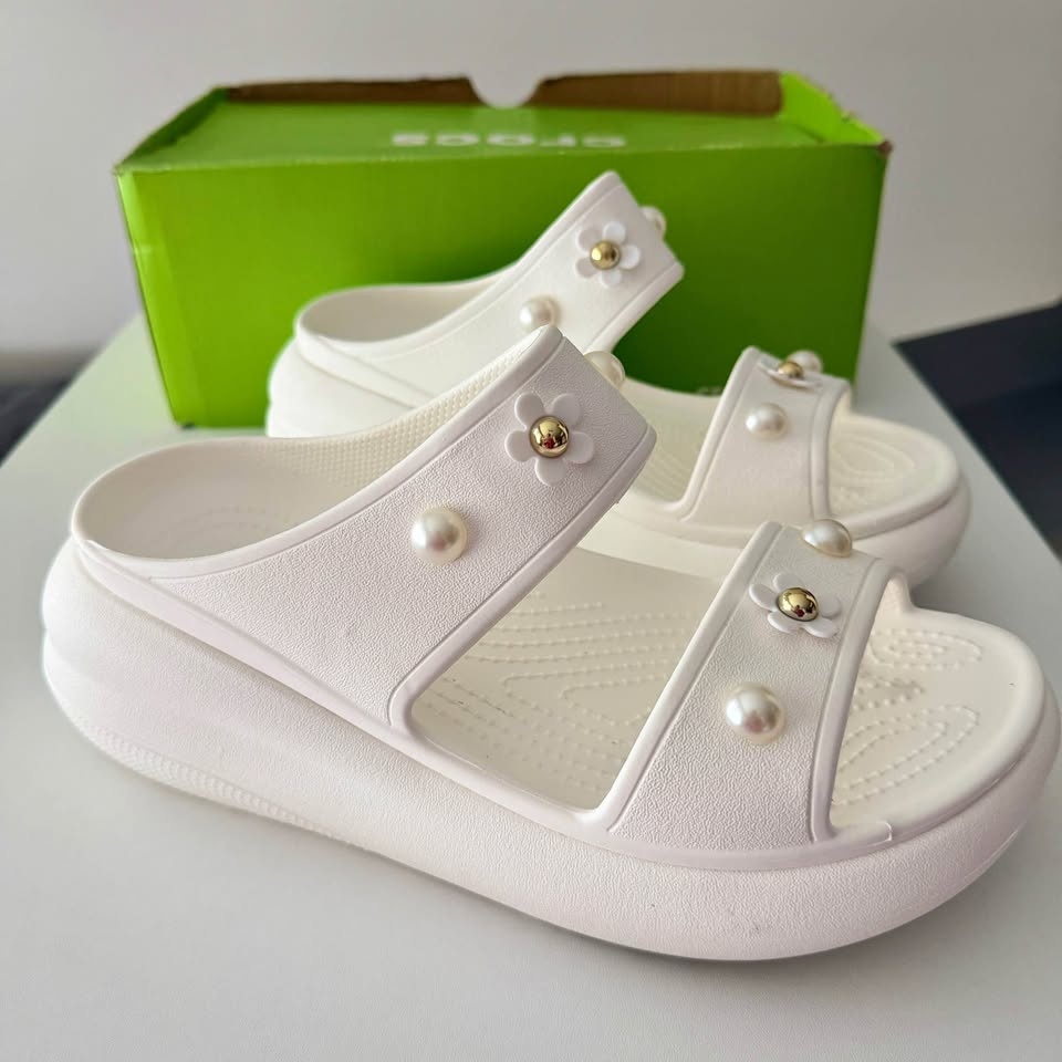 Crocs Crush Sandal White Size 9