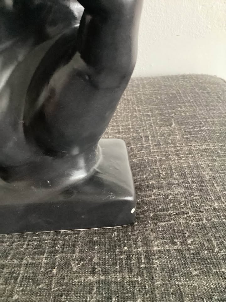 Ceramic Black Hand Gesture Figurine - photo 2
