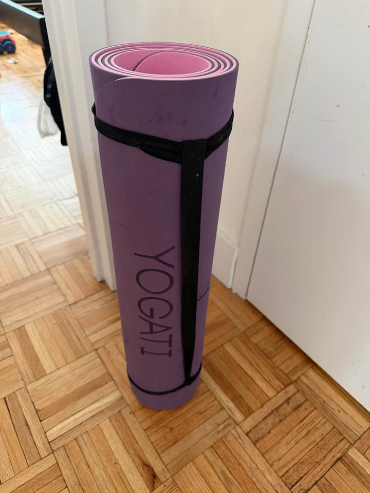 Two 6lb dumbbells and yoga mat - photo 2