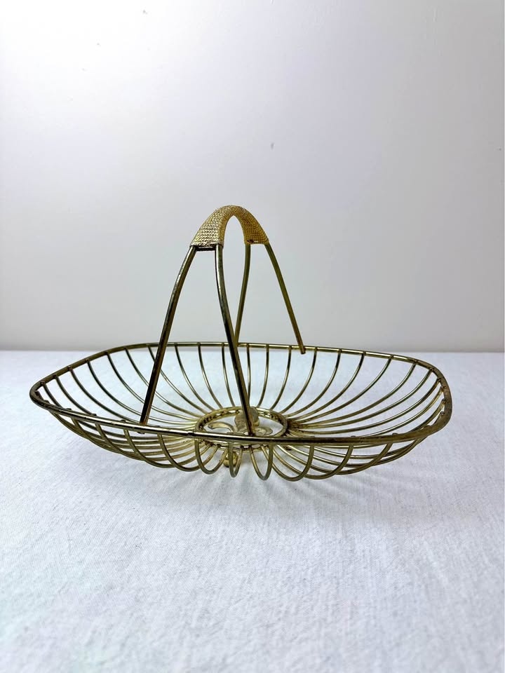 Vintage Fleur De Lis Gold Wire Basket