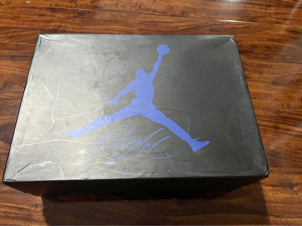 Jordan 4 Blue Thunders (Size 11)