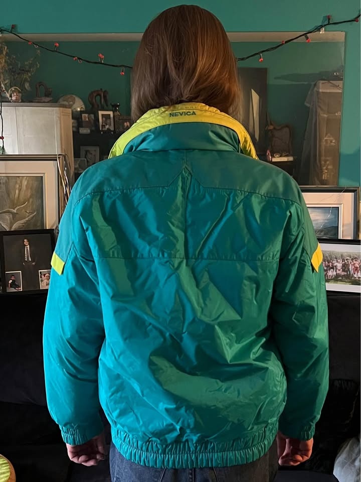 Woman coat and jacket - photo 2
