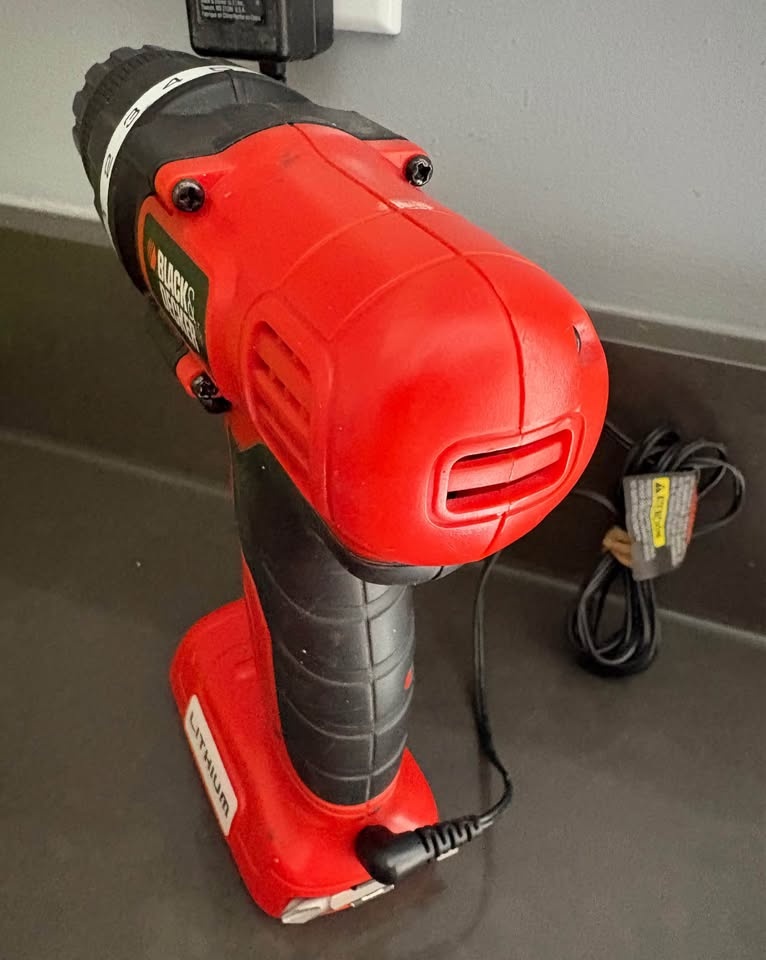 Rechargable Cordless Drill - photo 3