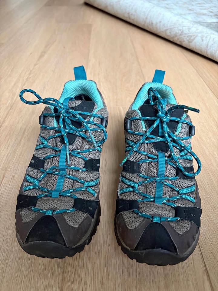 Merrell Women's Hiking Shoes | Size 7.5 Vibram Sole Trail Shoes
