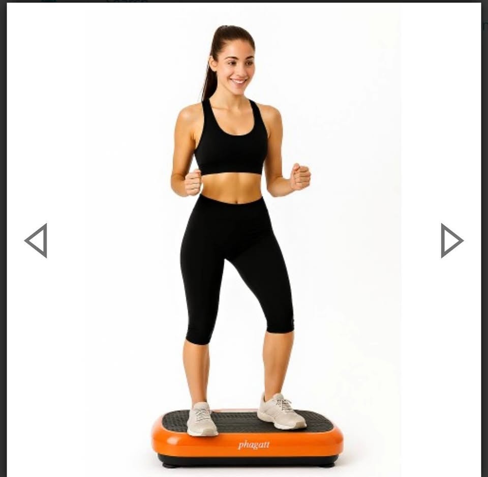 NEW Vibration Plate Exercise Machine w/ Remote & Bands