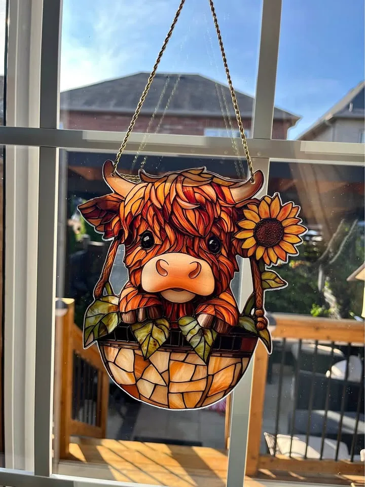 🌻 Highland Cow Acrylic Suncatcher 🌞