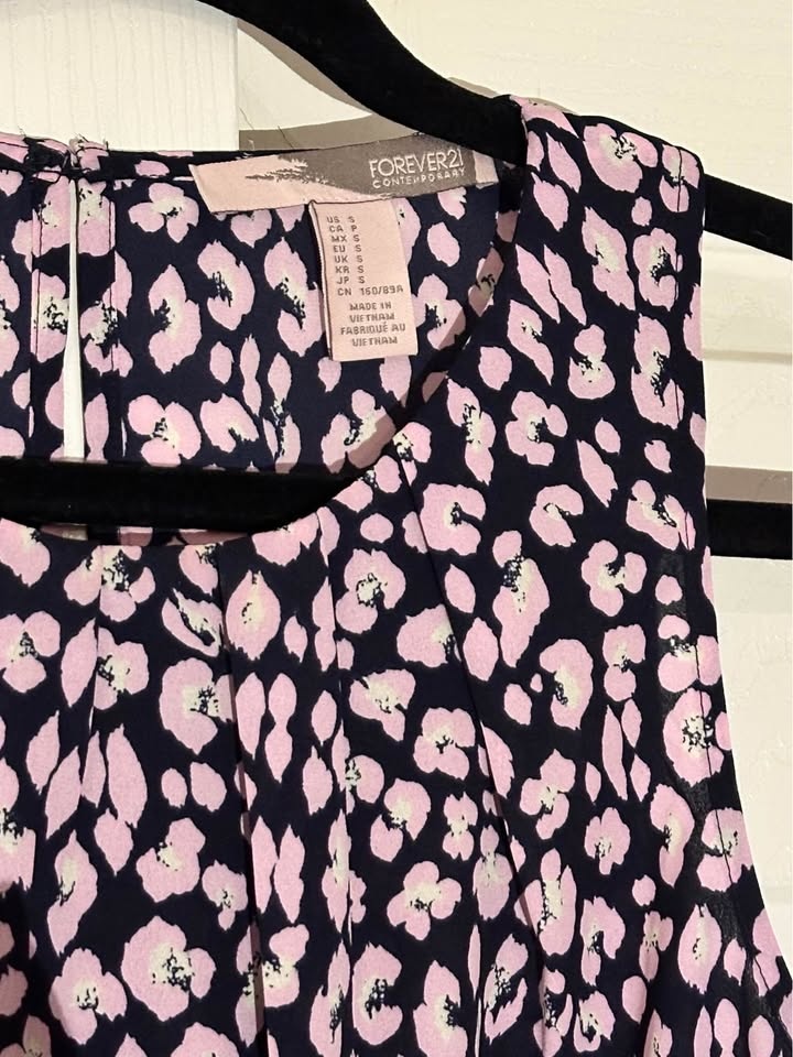 Forever 21 sleeveless top - photo 2