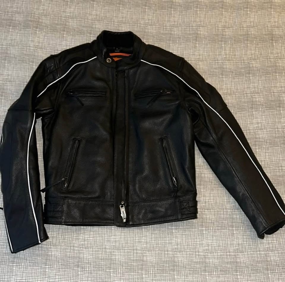 Motorcycle Leather Jacket Size S - photo 3