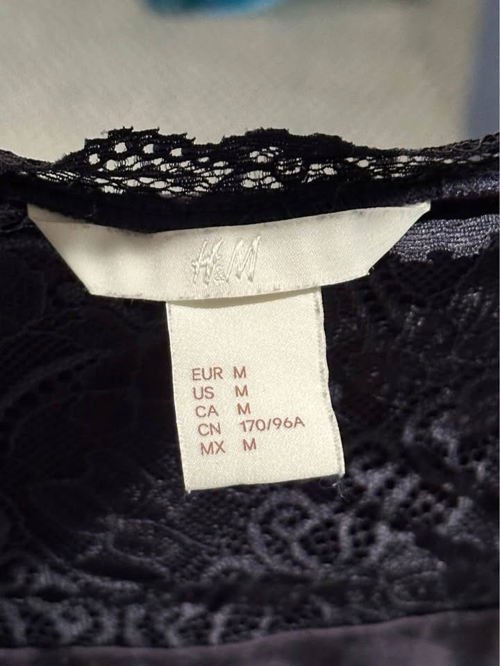 H&M Navy Top - photo 2