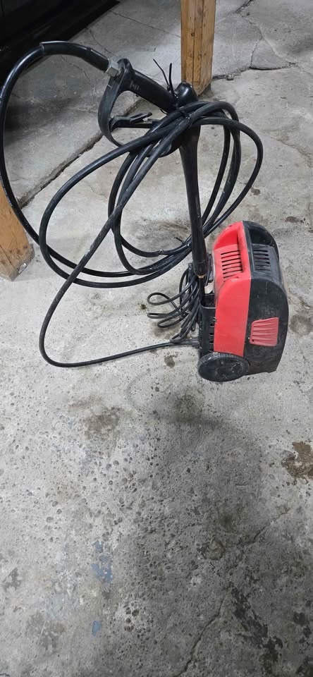 Tool Master Pressure Washer - 1015 PSI - photo 2