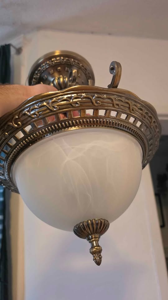 Vintage-Style Frosted Glass Ceiling Light - Great Condition! - photo 2