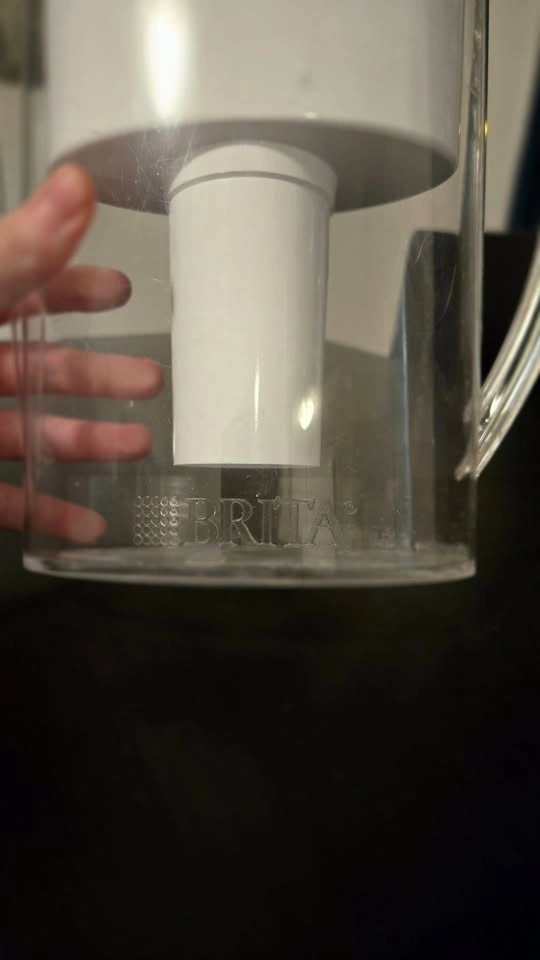 Brita Slim Water Filter Pitcher - 2 Refills - photo 2