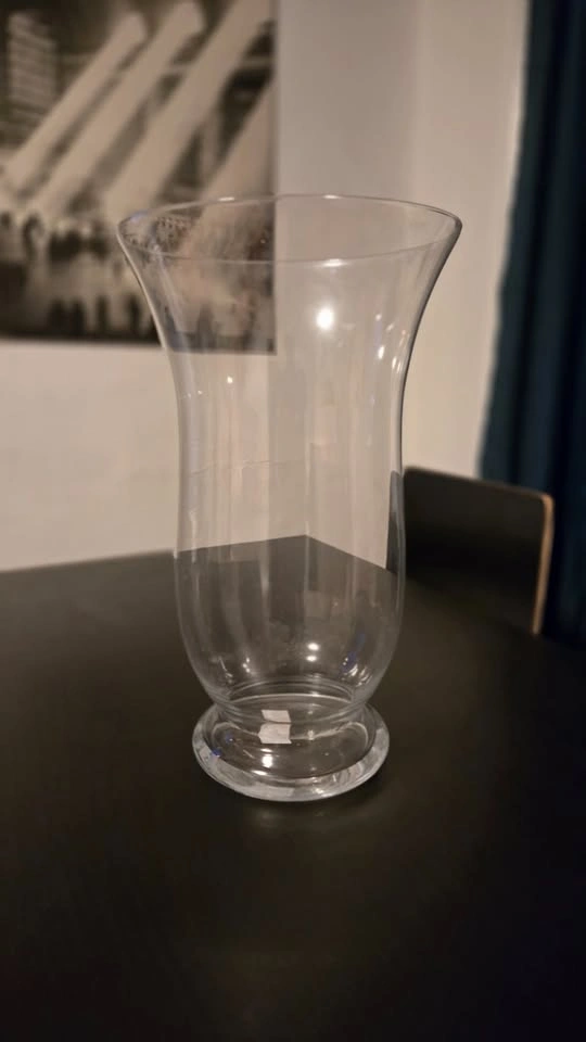 Large Glass Vase & Decorative Stones - photo 3