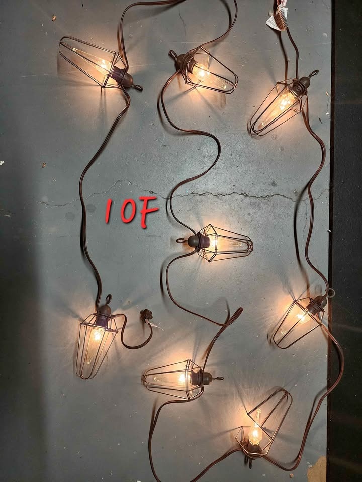 Outdoor lights