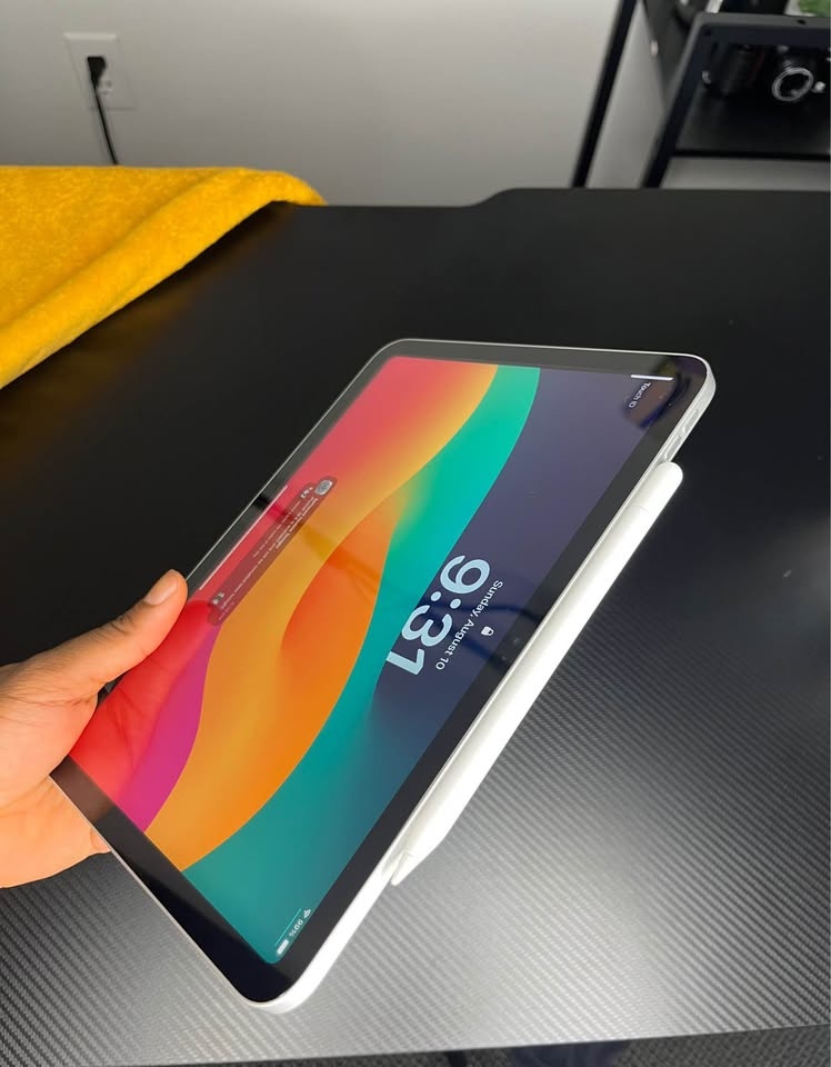 iPad 10th gen for sale - photo 3