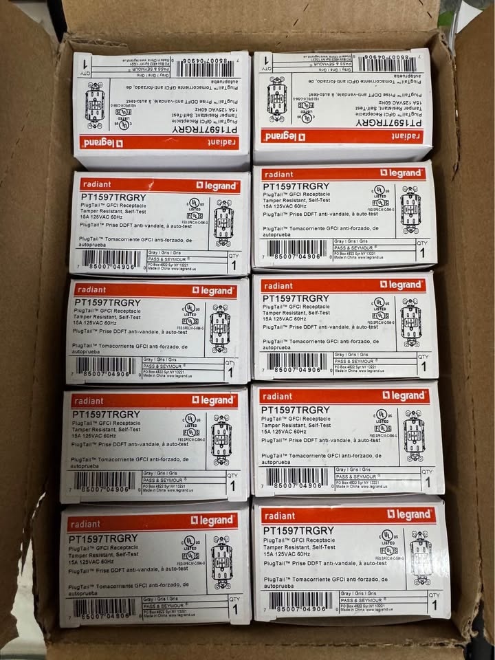 Legrand GFCI Receptacles - 15A Tamper-Resistant (20 units) - photo 5