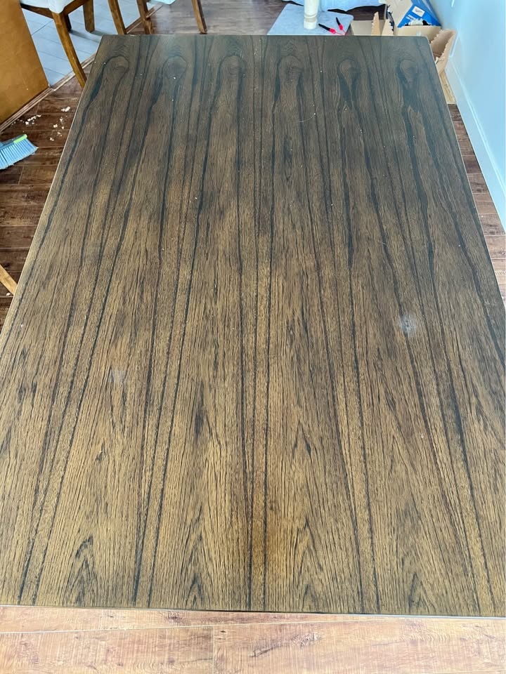Solid wood 4-6 seater dining table with optional chairs - photo 2
