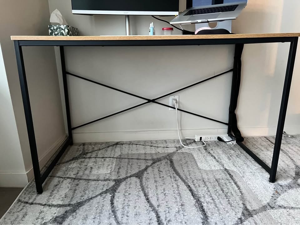 Office Desk - photo 2