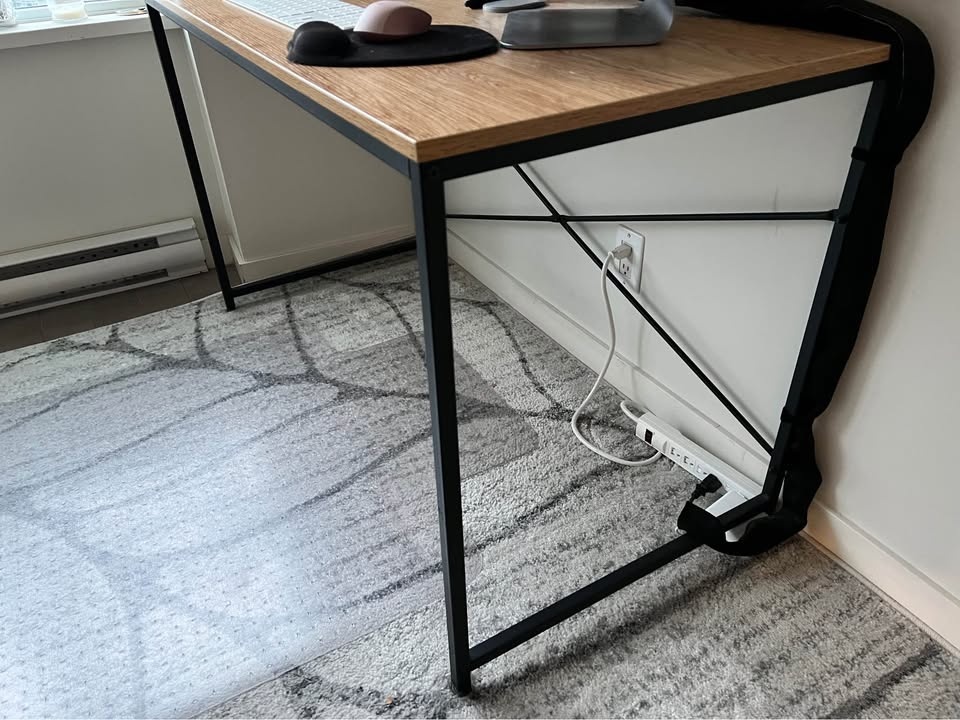 Office Desk - photo 3