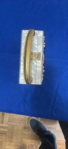 Acrylic "Sacred Heart" Evening Clutch - photo 3