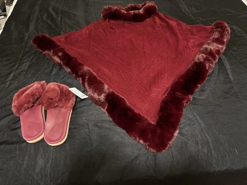 Burgandy Faux Fur Pancho And Slippers