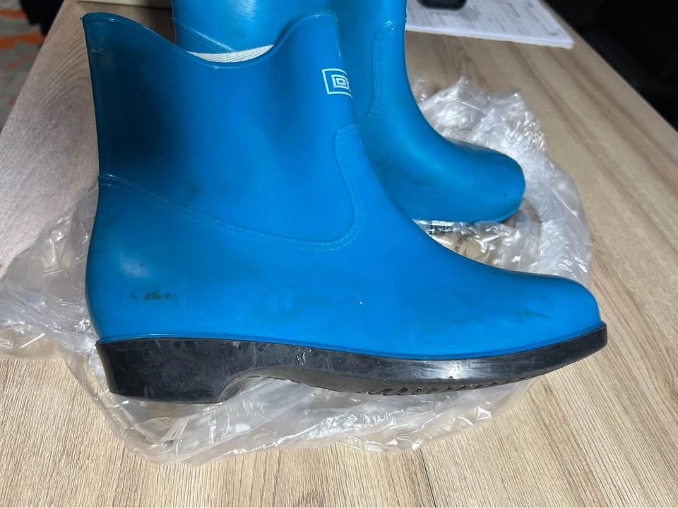 Women's Ankle Rain Boots - Size 7 - photo 5