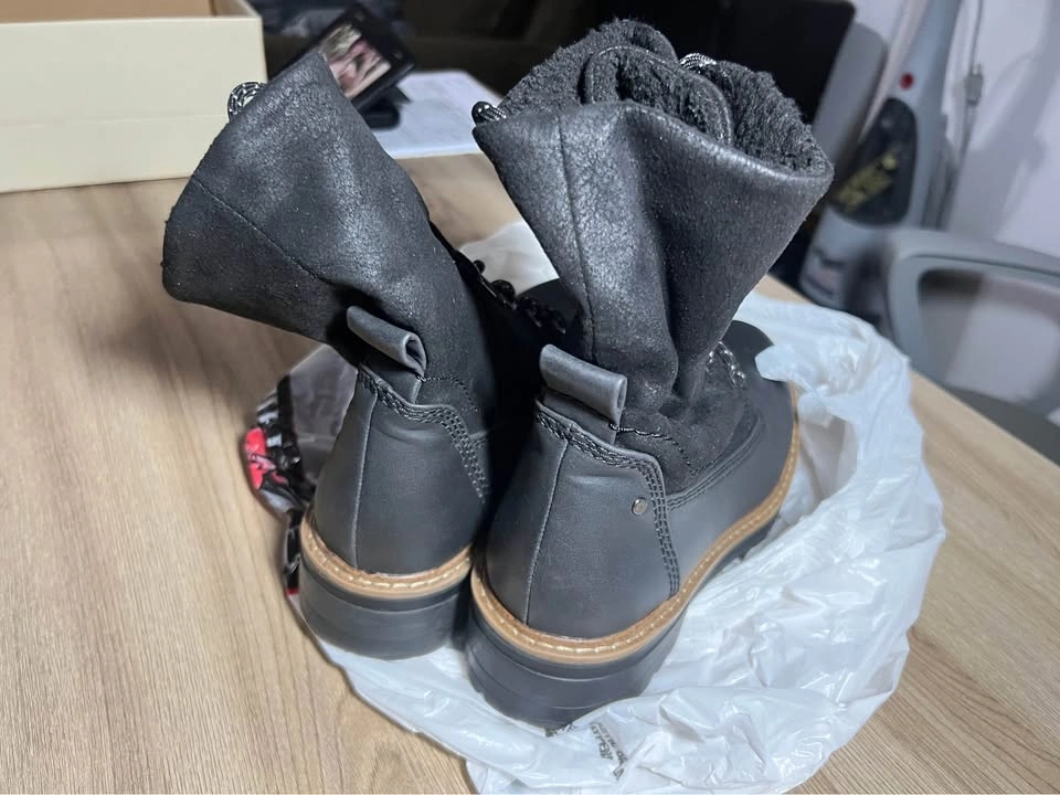 Women's Inside Zip Thermal Waterproof Boots Sz 7.5 - photo 3