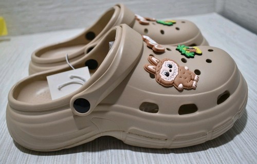 Crocs Classic Platform Women's Clogs - La BUBU, 39/40 Imported