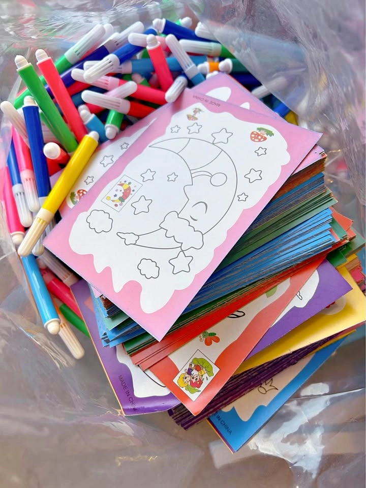Coloring Sets w/ Markers for Kids - Party Bags