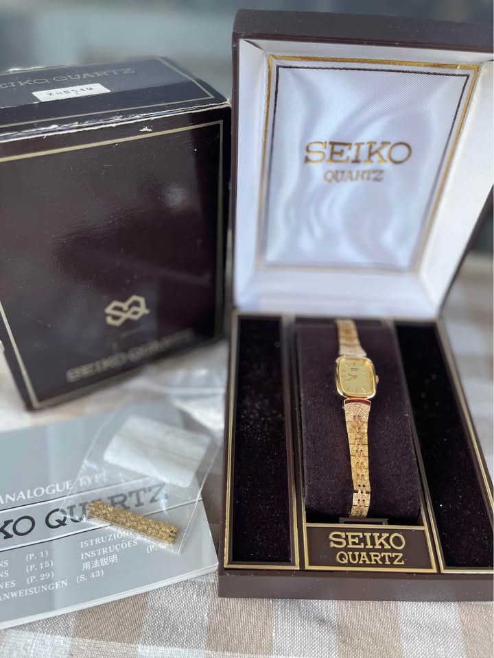 Vintage Seiko Ladies Watch - photo 2