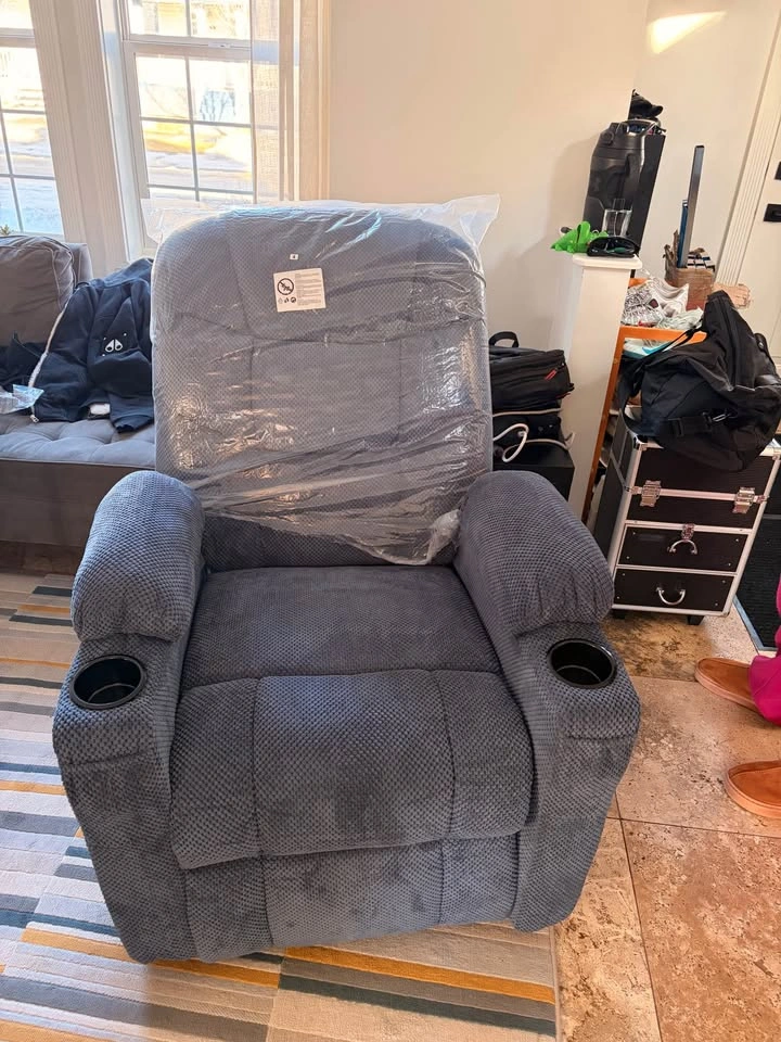 Big Power Recliner Chair with Massage!!! - photo 3