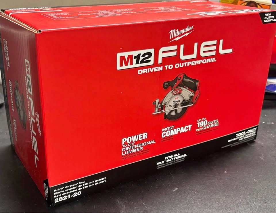 Milwaukee M12 FUEL 5-3/8" Circular Saw 2521-20