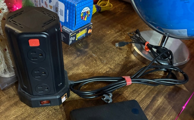 Tower Power Strip with Surge Protector – 12 Outlets + USB Ports