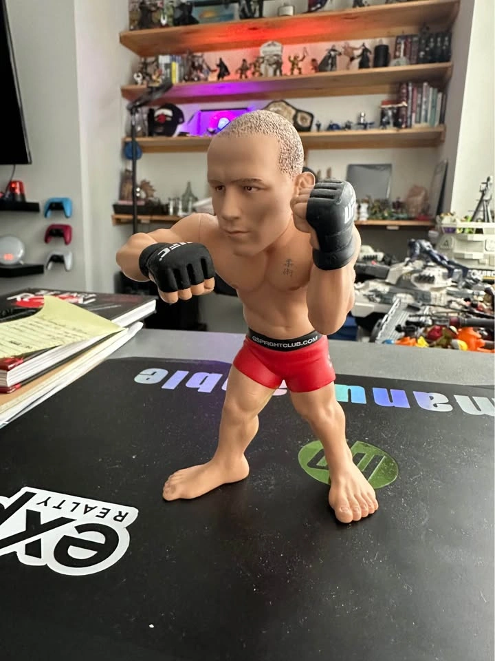 GSP Georges St-Pierre figure Round 5 MMA UFC - photo 2