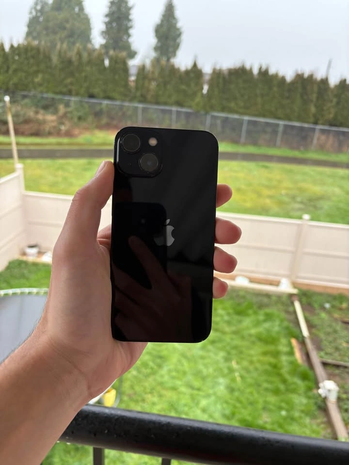 iPhone 13 - Navy Blue - photo 3